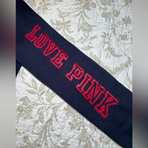 Victorias Secret PINK Red Sox MLB Pullover Hoodie with Bling, size XS - Picture 5 of 12